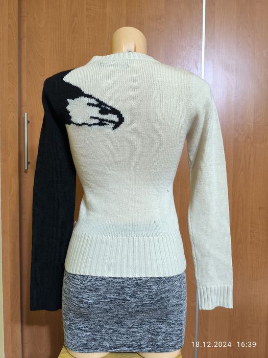 Sweter 8 S 36 nowy obcisły 50% wool ptak jesień zima