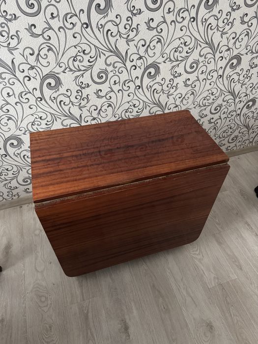 Розкладний стіл тумба (метелик)