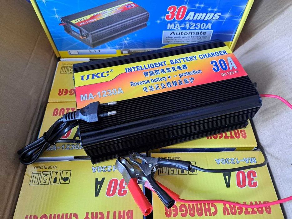 Зарядное устройство 12 вольт 20/30 ампер. Зарядка автомобильная