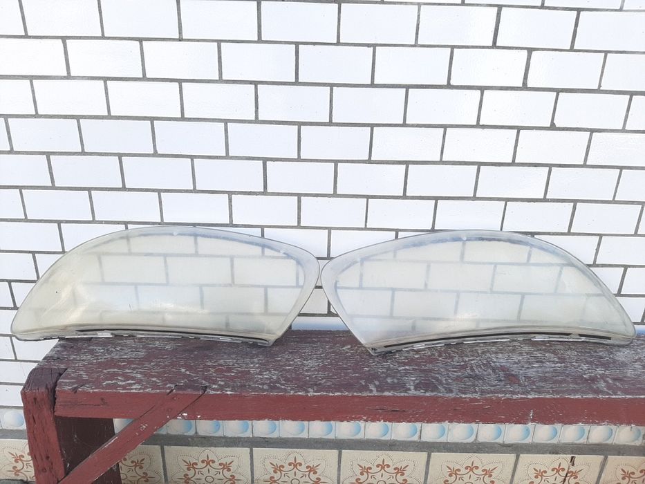 Продам скло фар від Хюндай Санта Фе 2010 року (Корея)