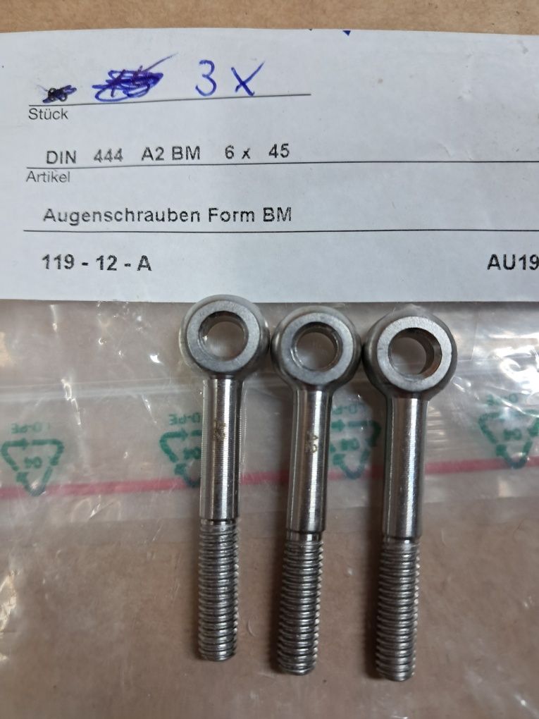 Parafusos de olhal de precisão en INOX