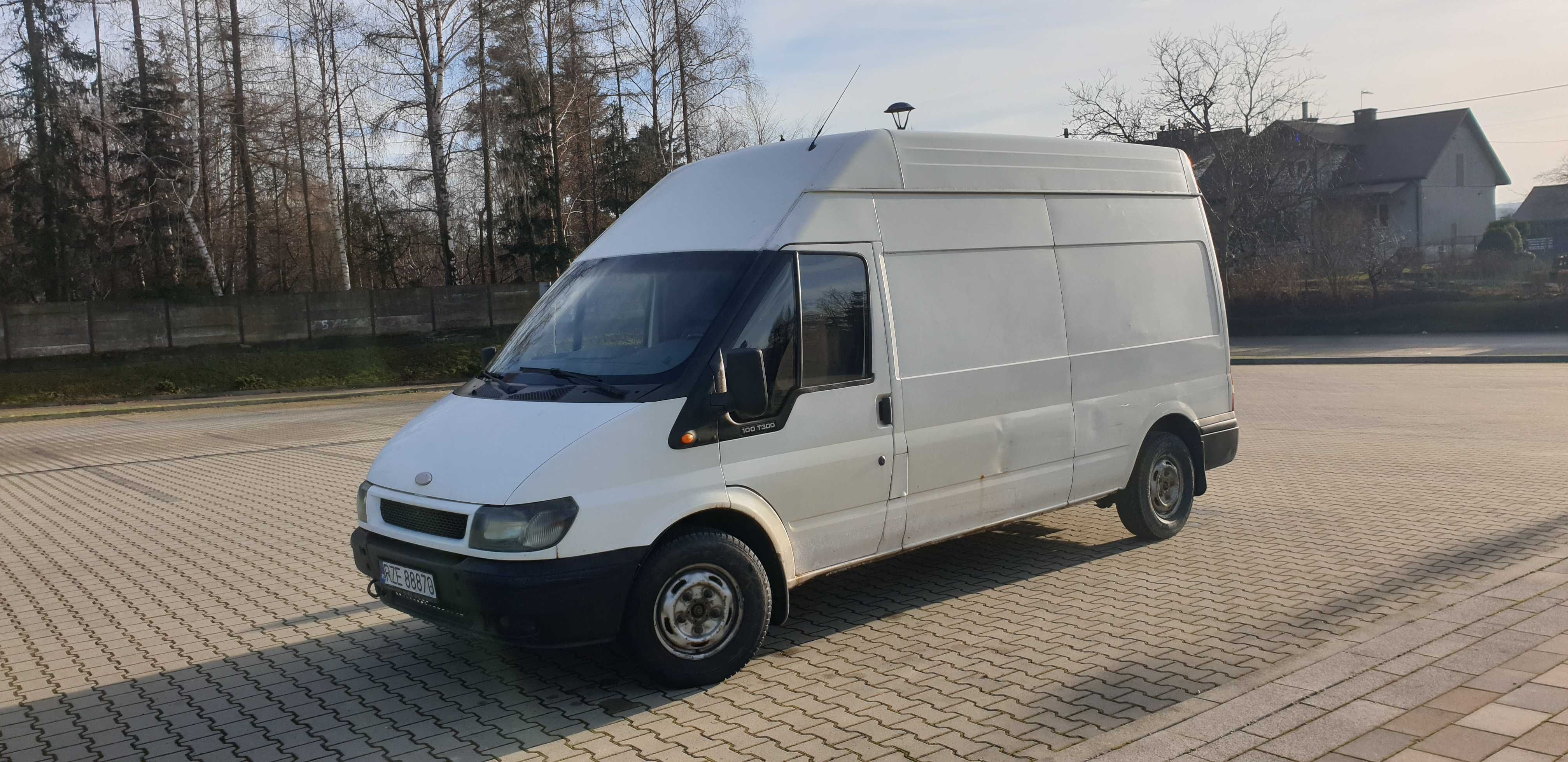 Ford transit furgon blaszak dostawczy 2.0 2004r