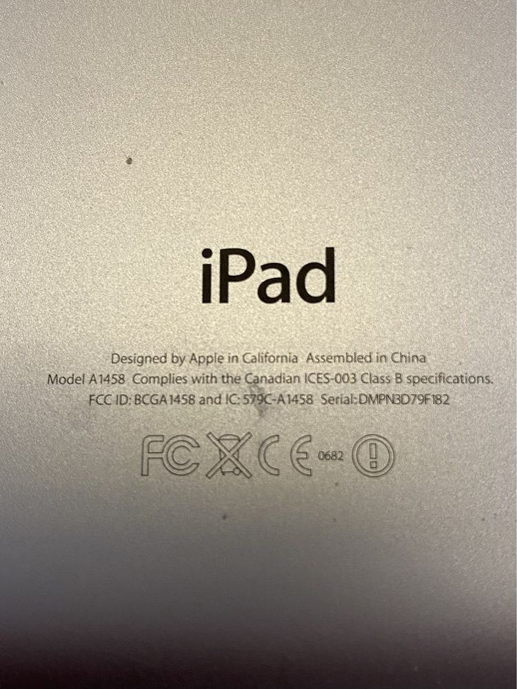Планшет iPad 4 a1458/ на відновлення! D594