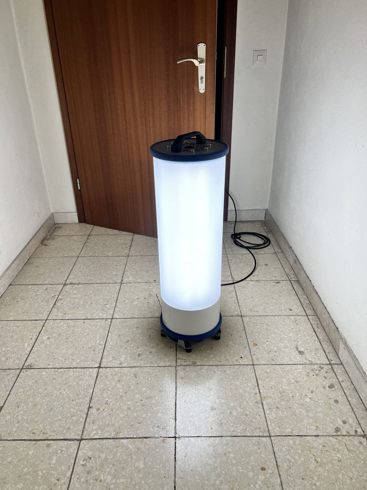 Lampa budowlana  LED 400 w z statywem