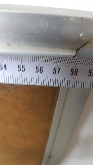 Quadro com moldura em aluminio