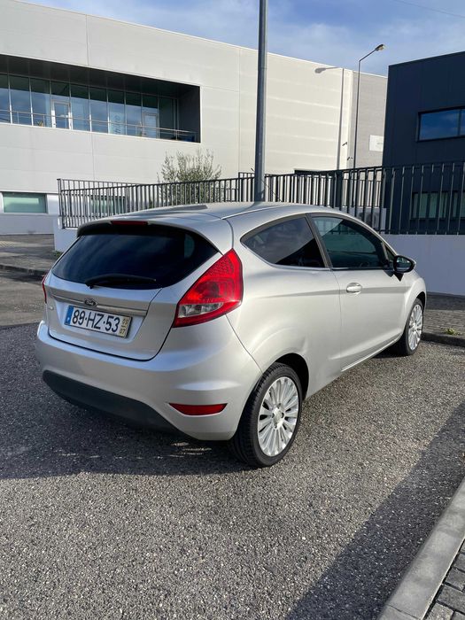 Ford Fiesta 1.6 TDCI 90cv 5 lugares
