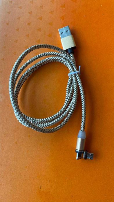Зарядный кабель для iPhone