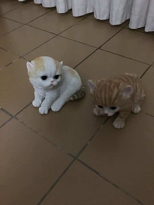 Gatos decorativos