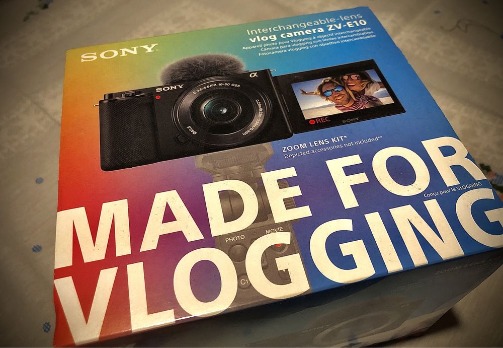 Sony ZV E-10 + Lente E PZ 16-50mm f3.5 OSS + Lente Neewer 30 mm f 1.7