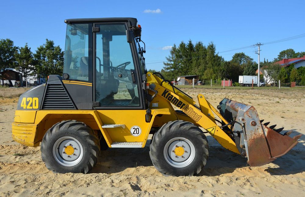 Ładowarka Kramer 420 bardzo dobry stan silnik deutz allrad 320 312