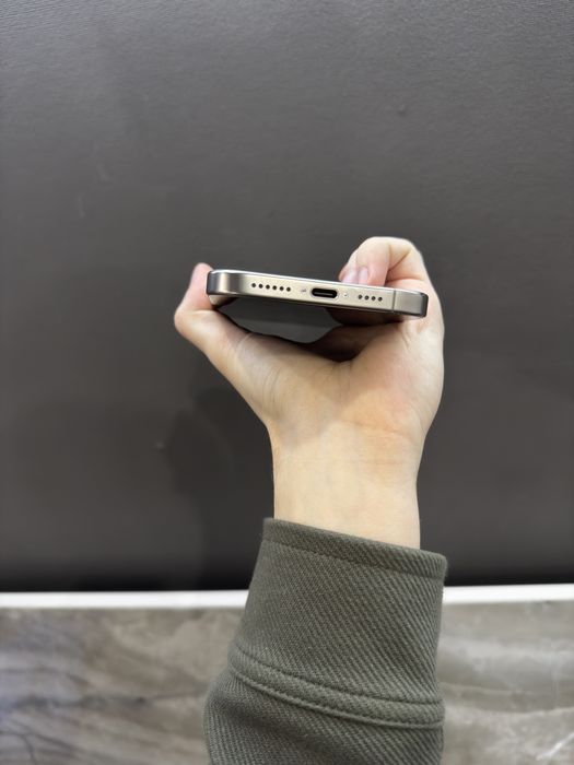 iPhone 16 Pro Max 256 GB фіз. сім. Neverlock Гарантія