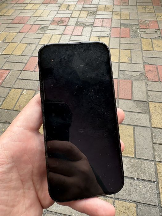 Продам телефон айфон apple iPhone 15 128Gb Black батарея 94%