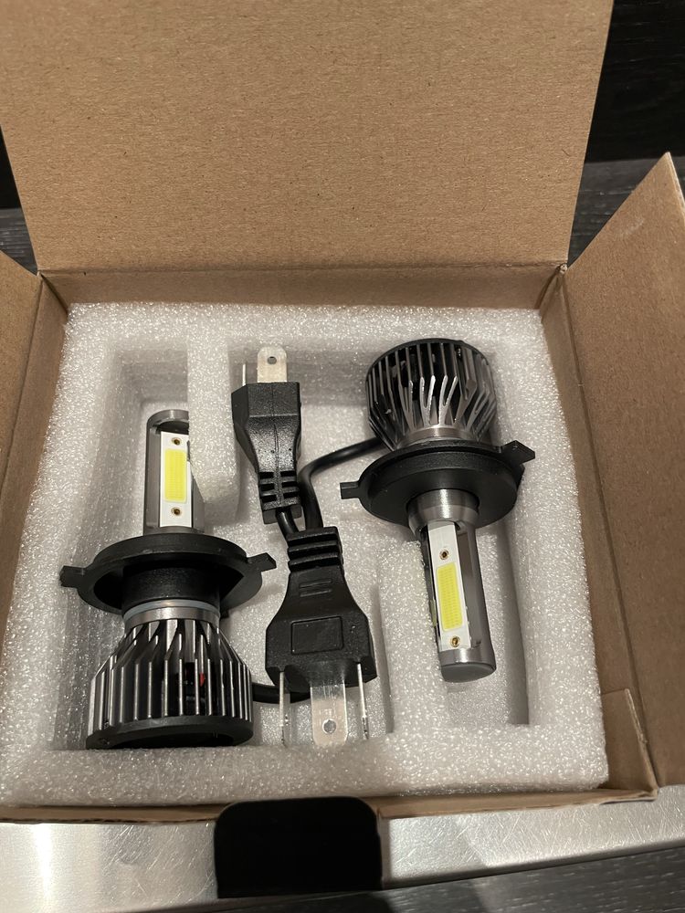 Lampadas Led H4 para carro ou Mota 20000 LM