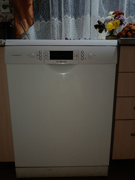 Посудомийна машина