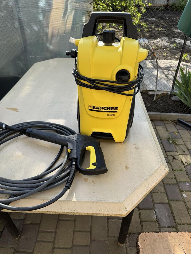 Продам мини мойку Karcher K5.200