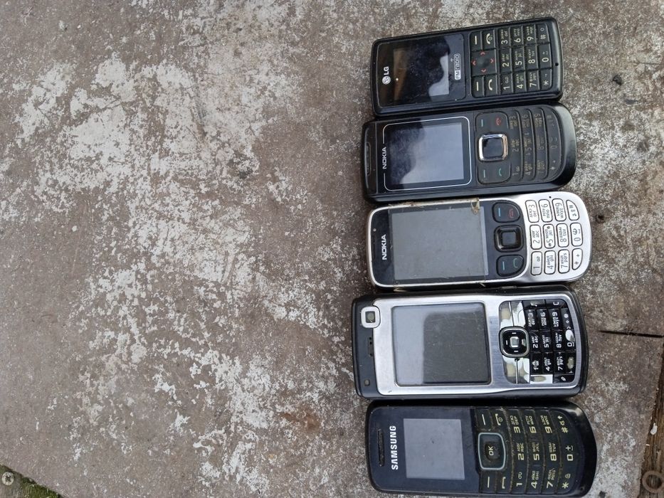 Мобильние телефони