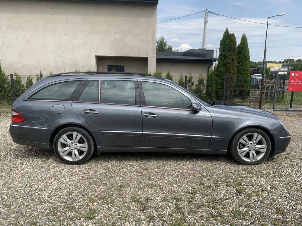 Mercedes E 270 , 2004r ,2,7 CDI , 176Km