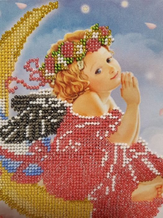 Продам ікону "Ангел добрих снів" вишиту чеським бісером"