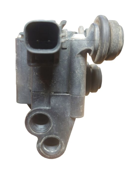 Блок клапанов пневмоподвески центральный Range Rover Sport разборка