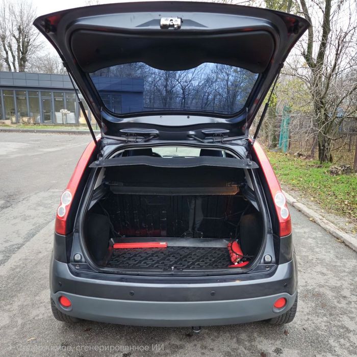 Продам Ford Fiesta в отличном состоянии.