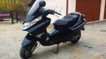 Motocykl Piaggio X8 GT 125
