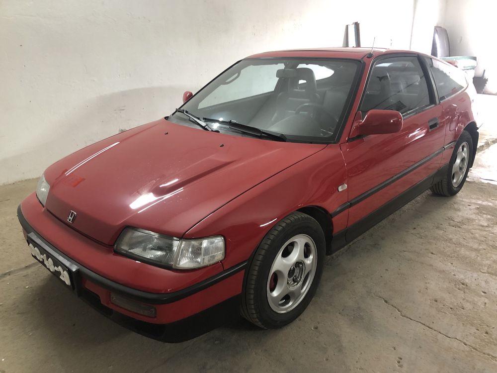 Honda CRX 16i16 em excelente estado