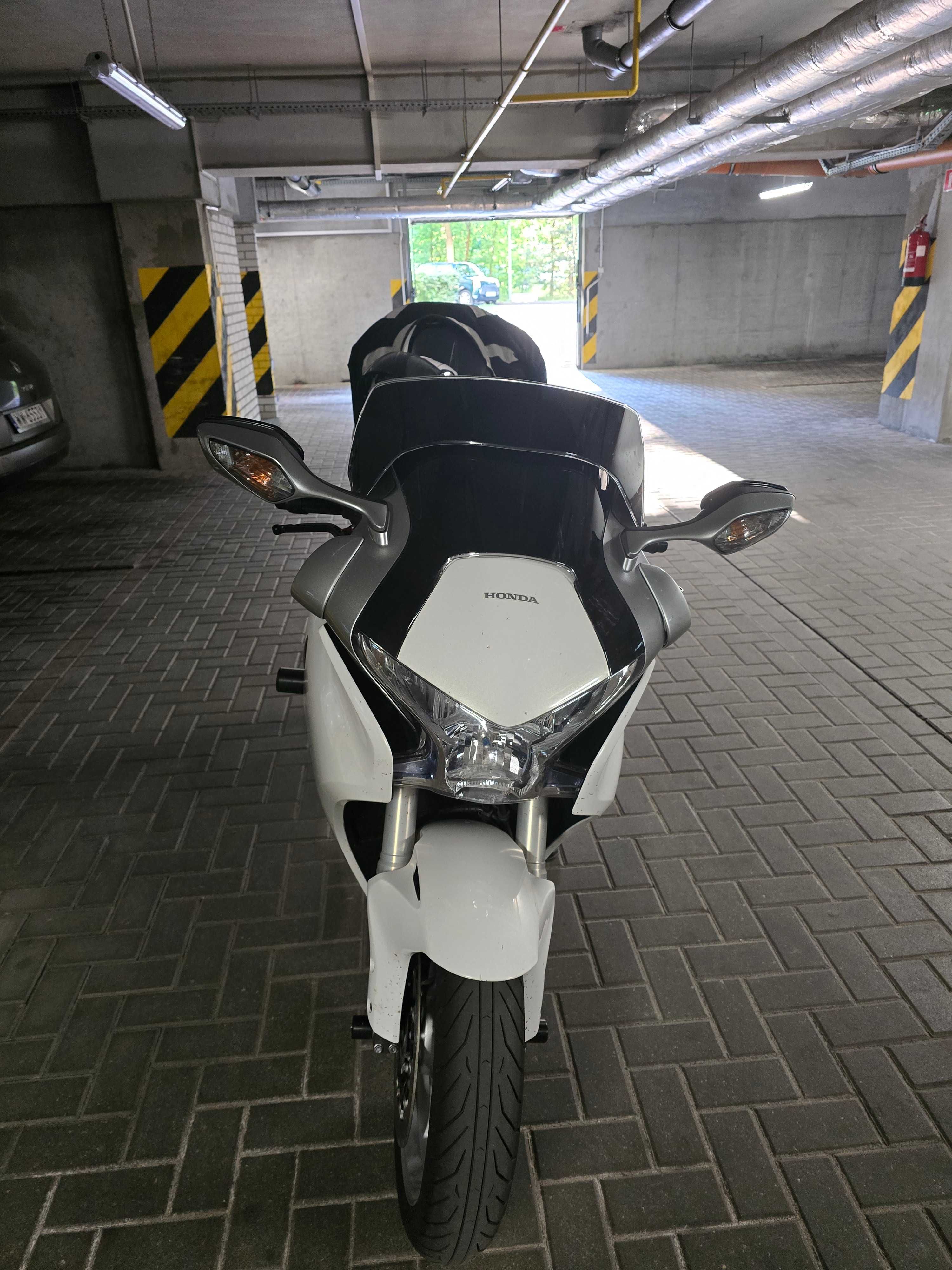 Honda VFR 1200 F z 2010 r.