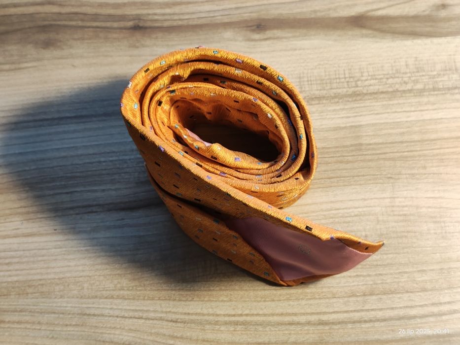 Oryginalny krawat Escada - Made in Italy - unikatowy wzór