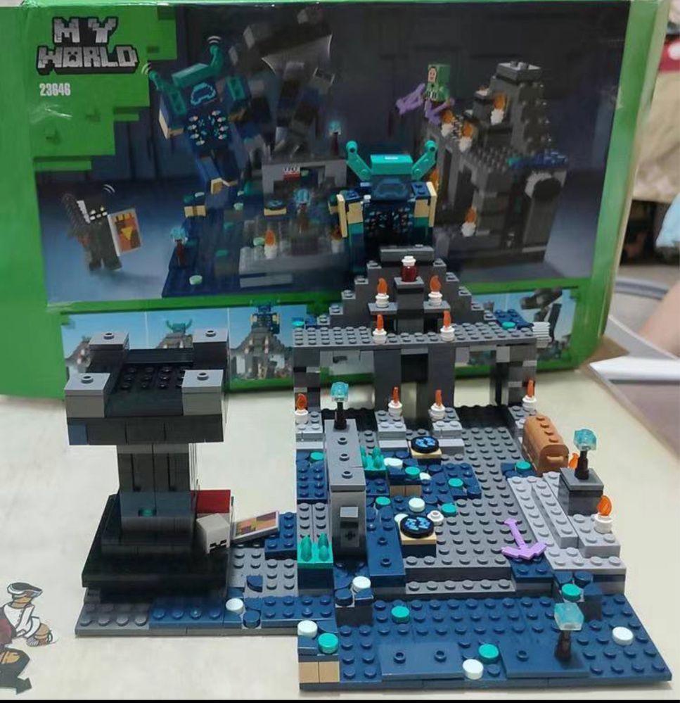 Набір Lego Minecraft The Deep Dark Battle Лего майнкрафт My World