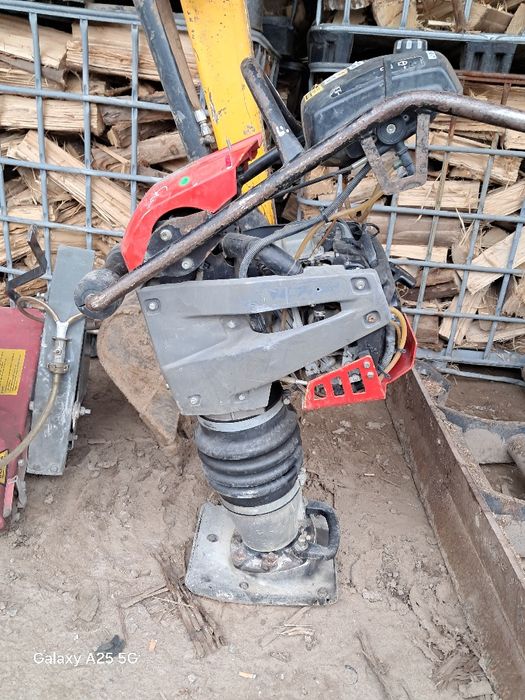 Saltitão   compactador