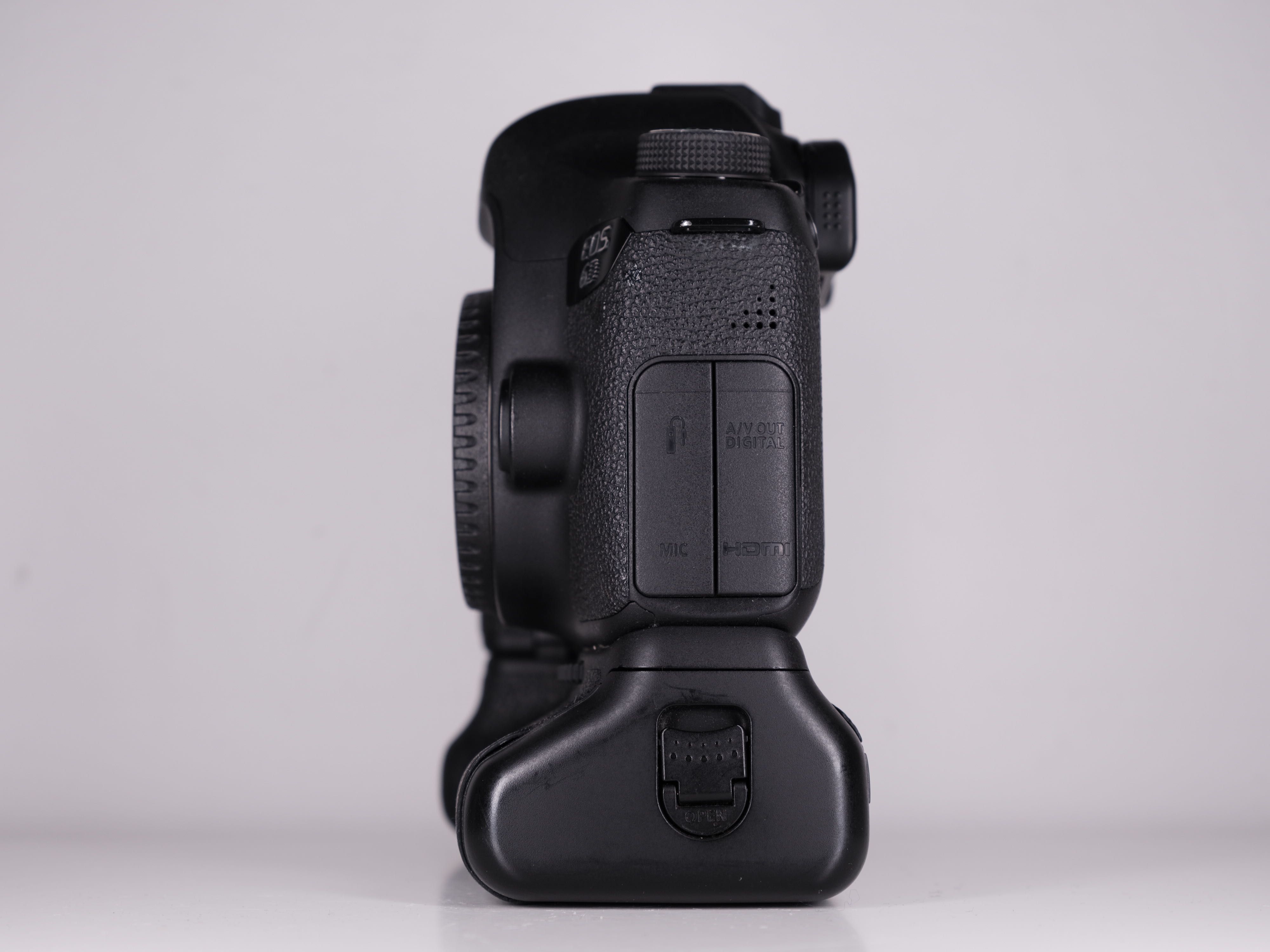Canon 6 mark 1 + бустер Пробіг 33 тис + гарантія /без передоплат