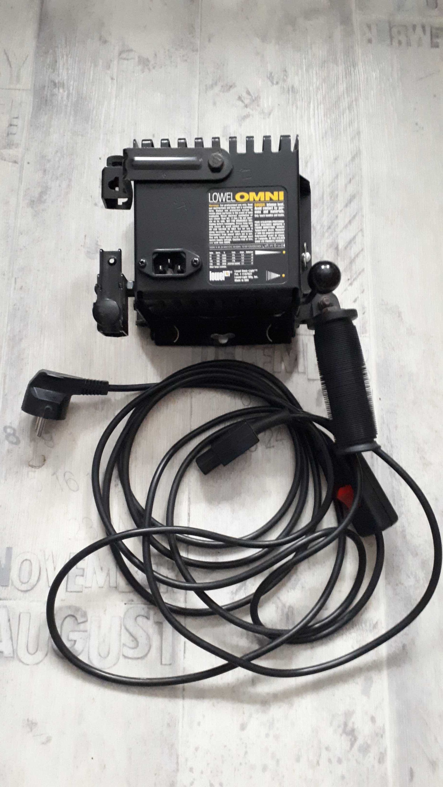 Професійний освітлювальний прилад Lowel Omni Light (Made in USA)