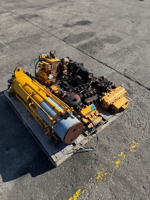 Liebherr dźwig komplet hydrauliki