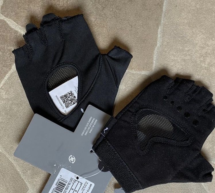 Рукавички Puma спортивні. Оригінал .