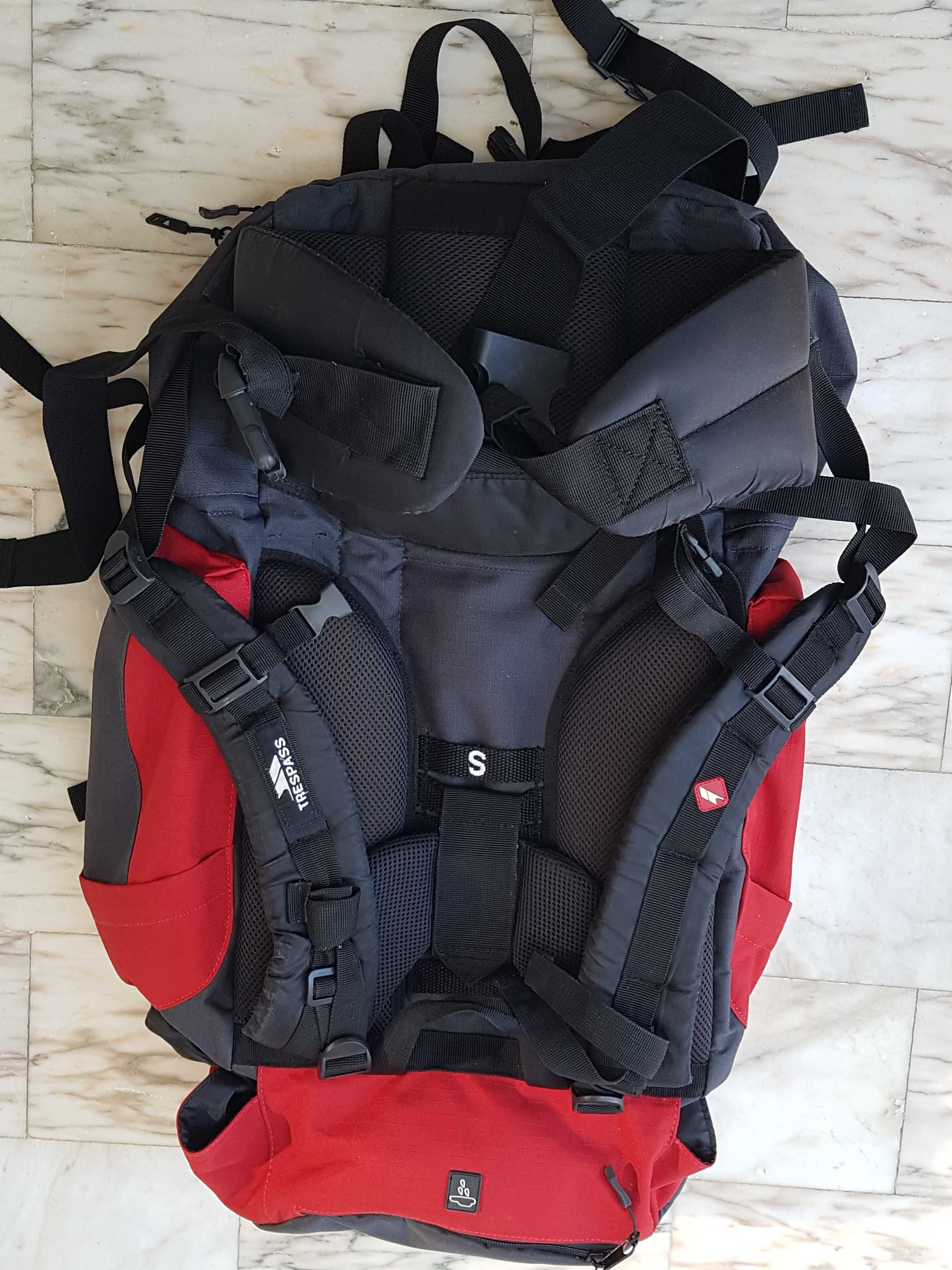 Mochila cargueira c/nova (66 litros)