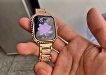 Smartwatch złoty z cyrkoniami