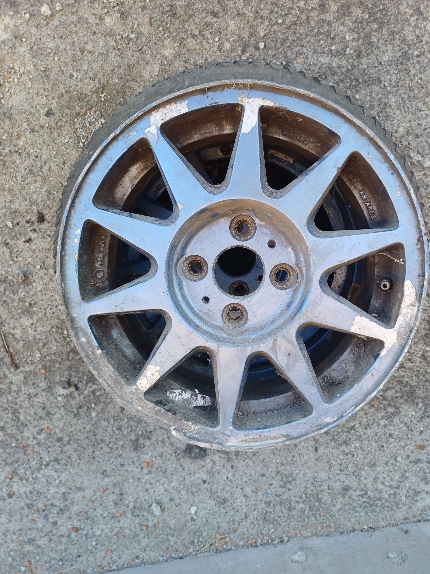 Продам диски з резиною 175/65 r14