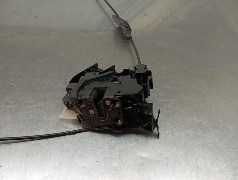 Fechadura / fecho porta frente esquerdo RENAULT Megane IV (B9A/M_)