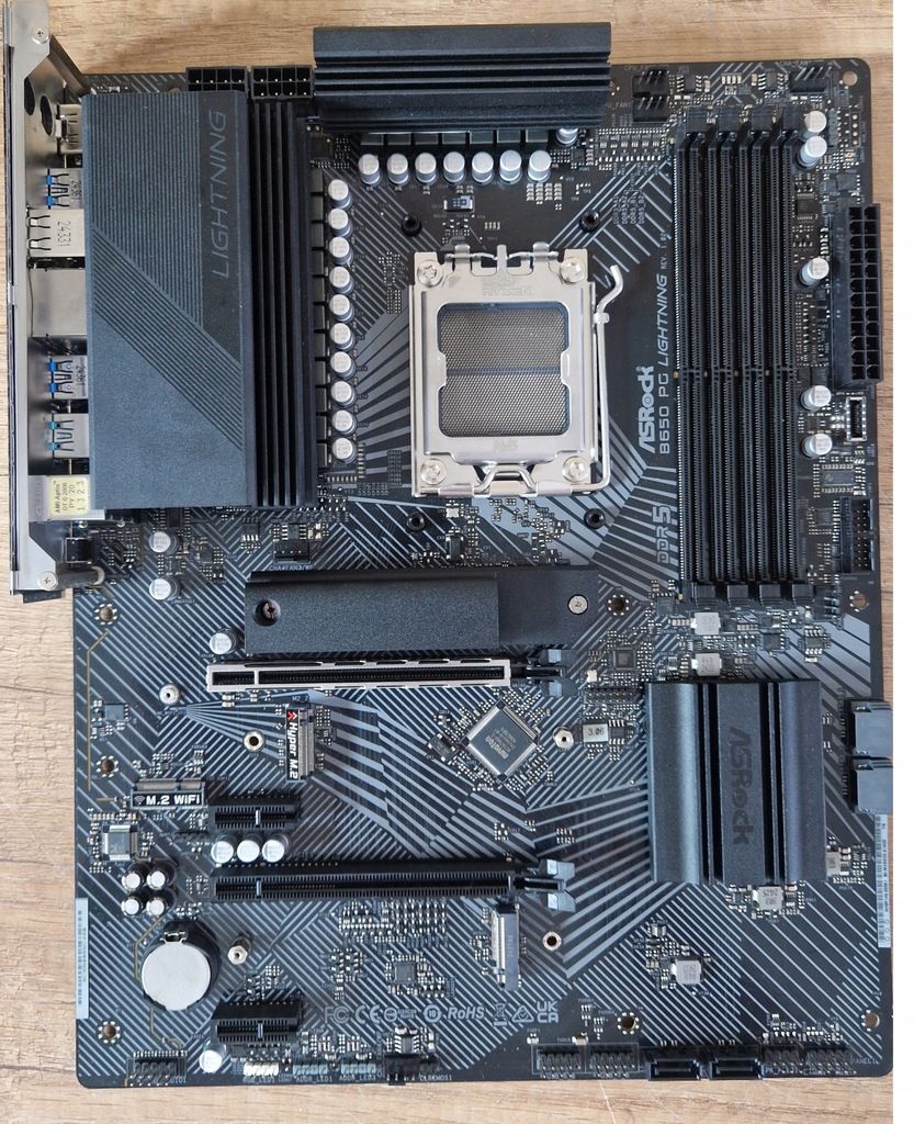 Płyta główna ASRock B650 PG LIGHTNING AM5 DDR5 box gwarancja