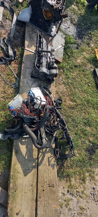 Мотор двигун по запчастинах м67d40 бмв е38