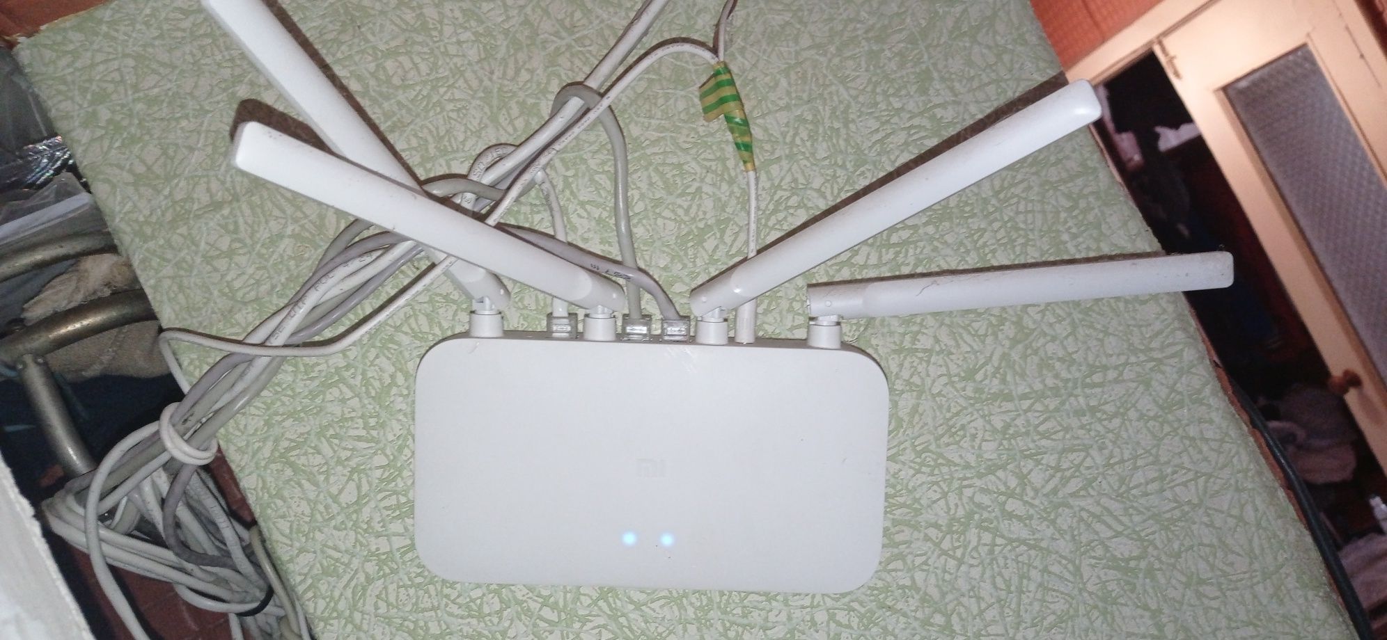 Роутер mi 4c (r4cm)