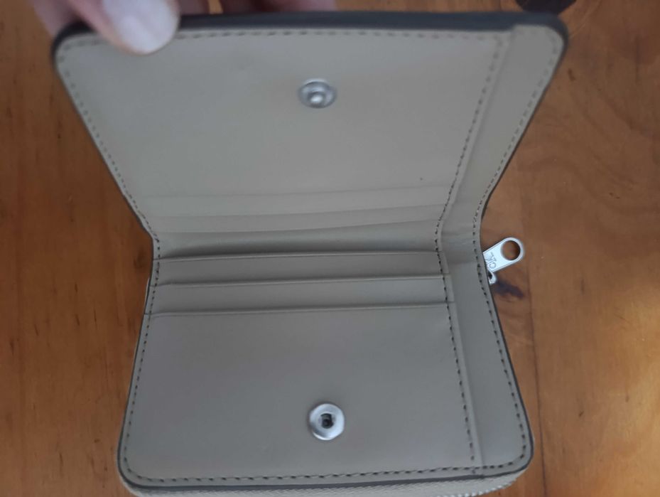 Carteira Calvin Klein Mulher Bege NOVA