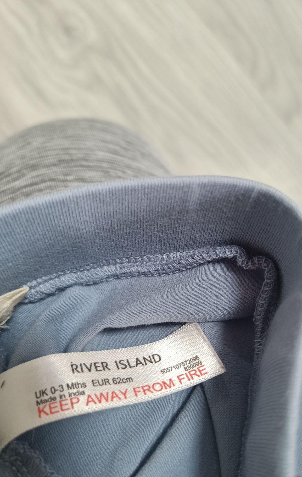 Zestaw bluzeczka leginsy Next River Island 62