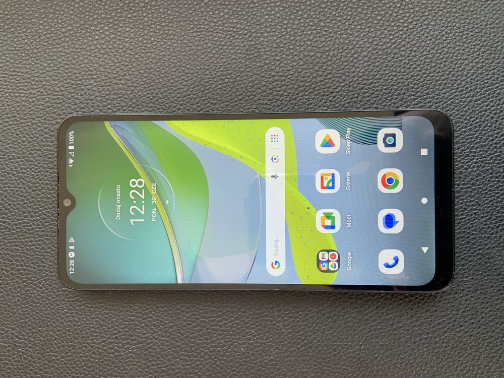 Motorola E13 bez pudełka