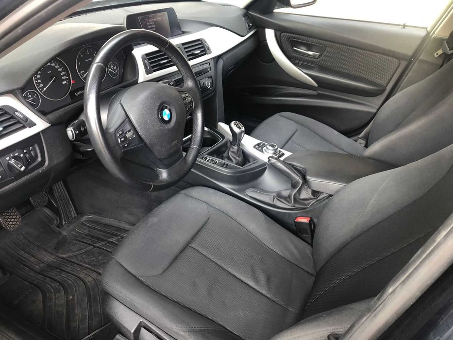 BMW 320d Touring F31