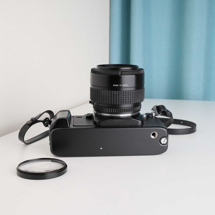 Nikon F-301 (N2000) + Nikkor 35-70 mm f/3.3-4.5 - Плівковий фотоапарат