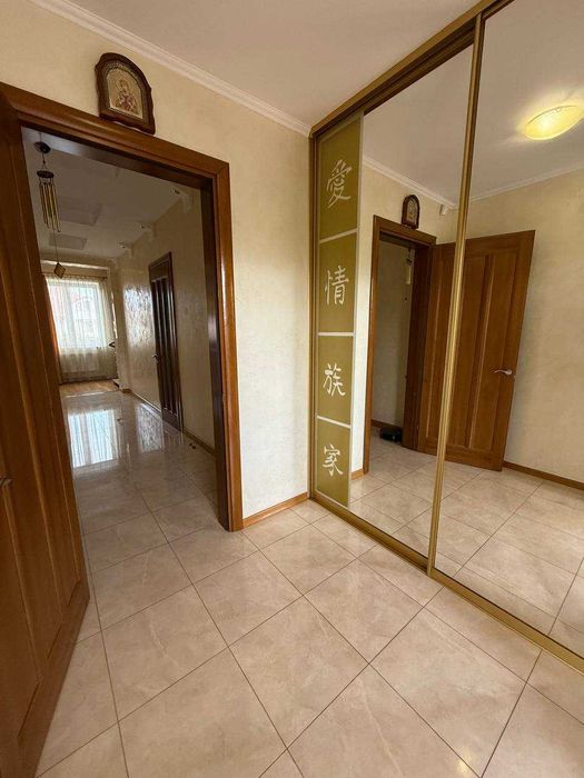 Продам будинок з ремонтом. Царське село