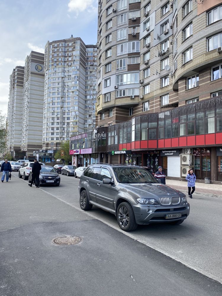 Без % продам фасадное помещение  пр.Григоренко 22/20,Позняки