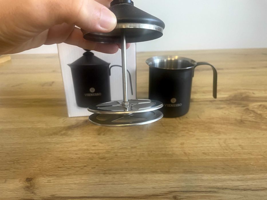 Espumador de Leite VIENESSO (para todos os fogões)