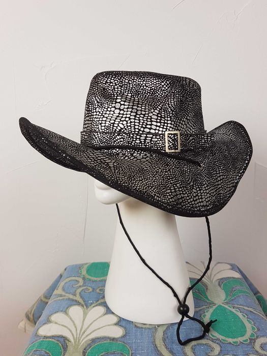 Srebrny kapelusz kowbojski H067